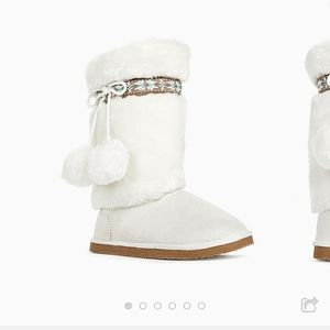 justfab fuzzy boots